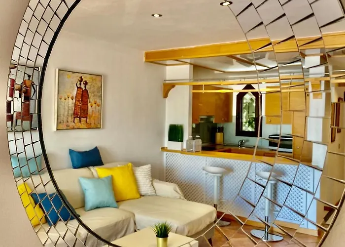 Deluxe - Oceanfront, Heated Pool Apartman Costa Adeje (Tenerife)