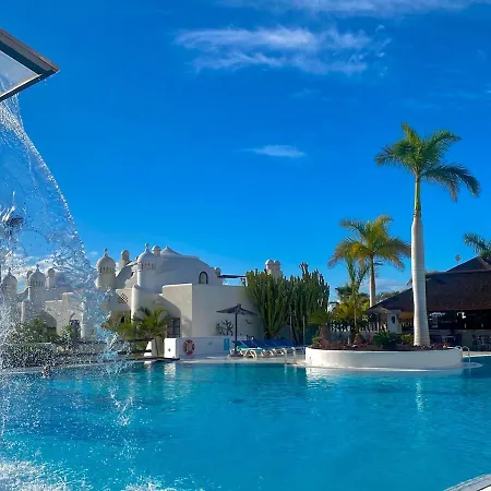 Apartamento Deluxe - Oceanfront, Heated Pool