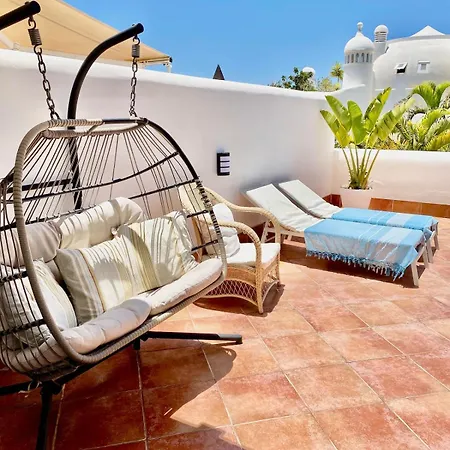 Deluxe - Oceanfront, Heated Pool