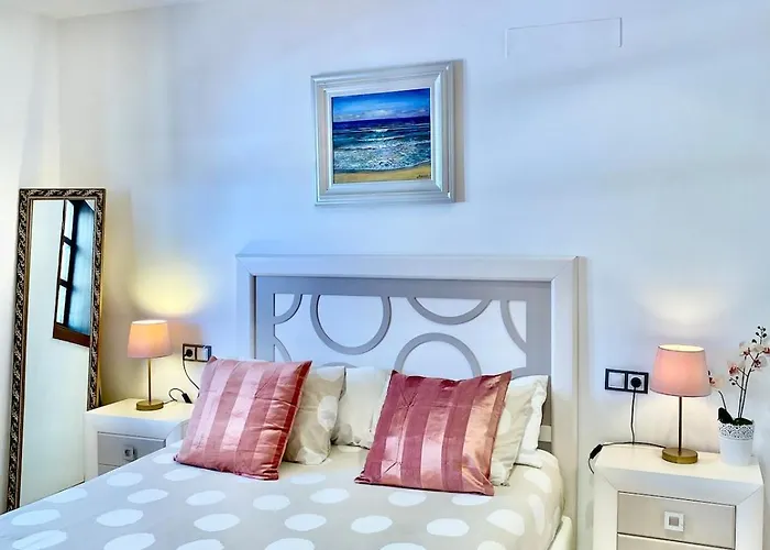 Deluxe - Oceanfront, Heated Pool Daire Costa Adeje