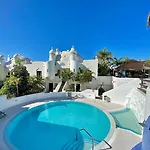 公寓 Deluxe - Oceanfront, Heated Pool