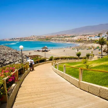 Deluxe - Oceanfront, Heated Pool Apartman