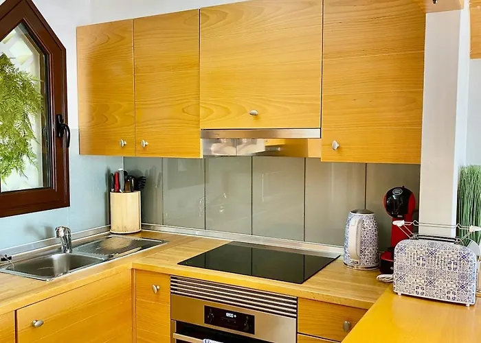 Appartement Deluxe - Oceanfront, Heated Pool *